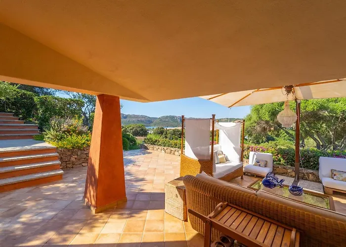 Giada - By Searly Villa