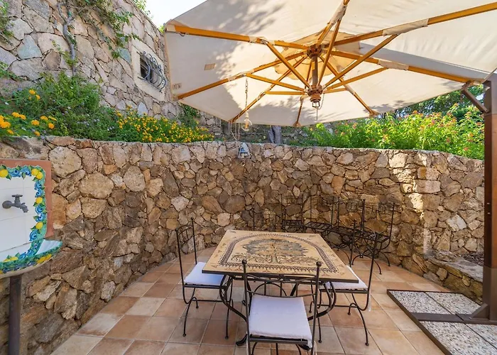 Giada - By Searly Villa