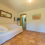 Villa Giada - By Searly Palau